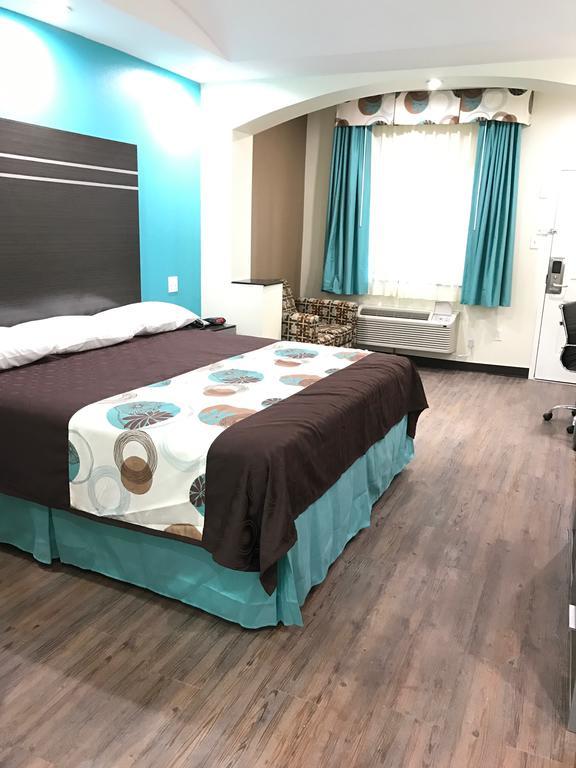 Americas Best Value Inn & Suites Spring / N. Houston Zewnętrze zdjęcie